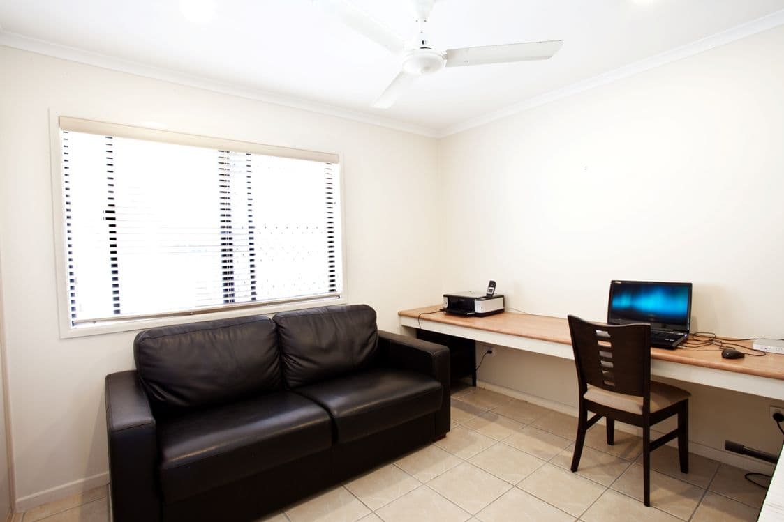 93 Wheeler Drive, GLENELLA QLD 4740, Glenella - Thumbnail 5