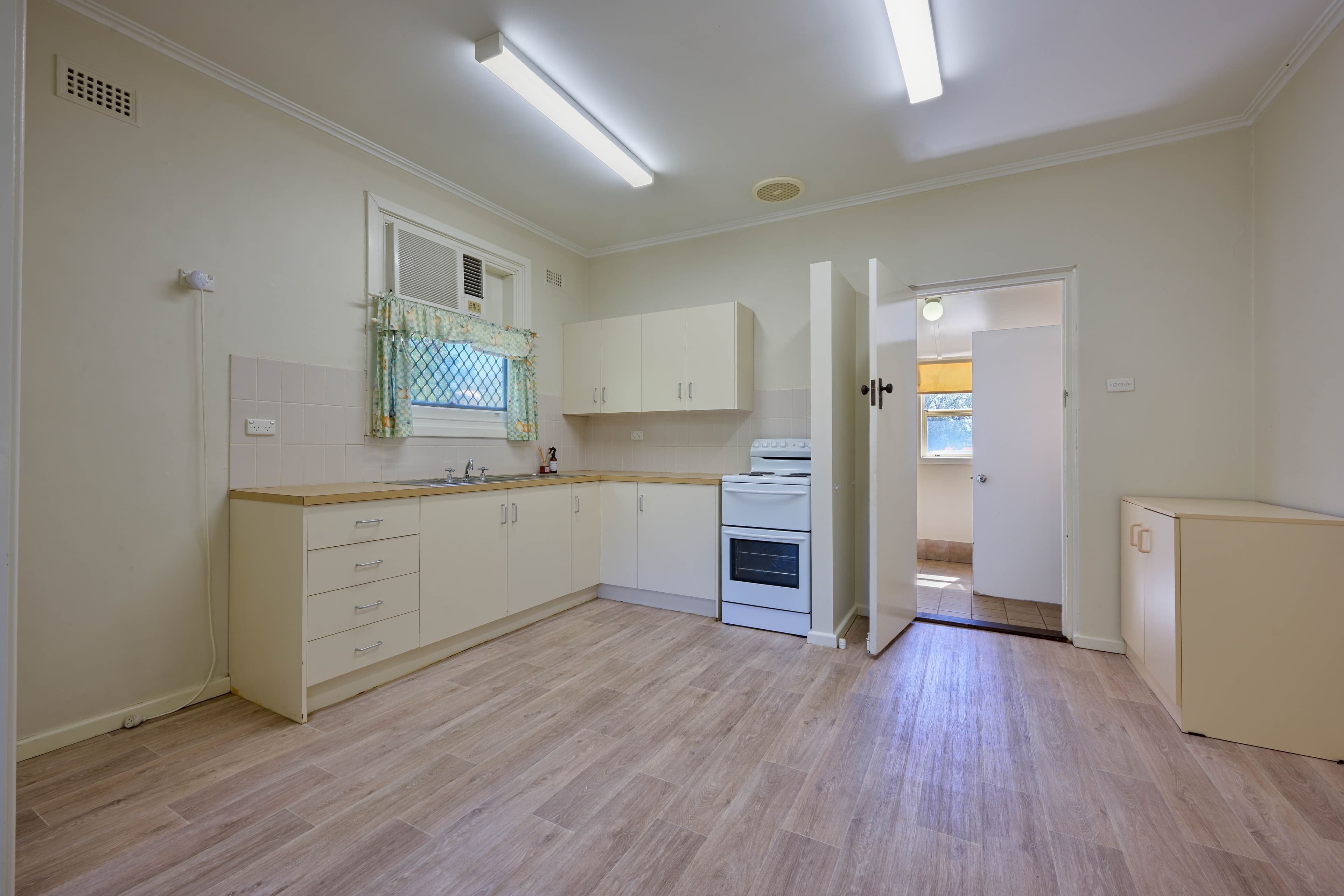 13 Gulf Street, Port Augusta SA 5700, Port Augusta - Thumbnail 4