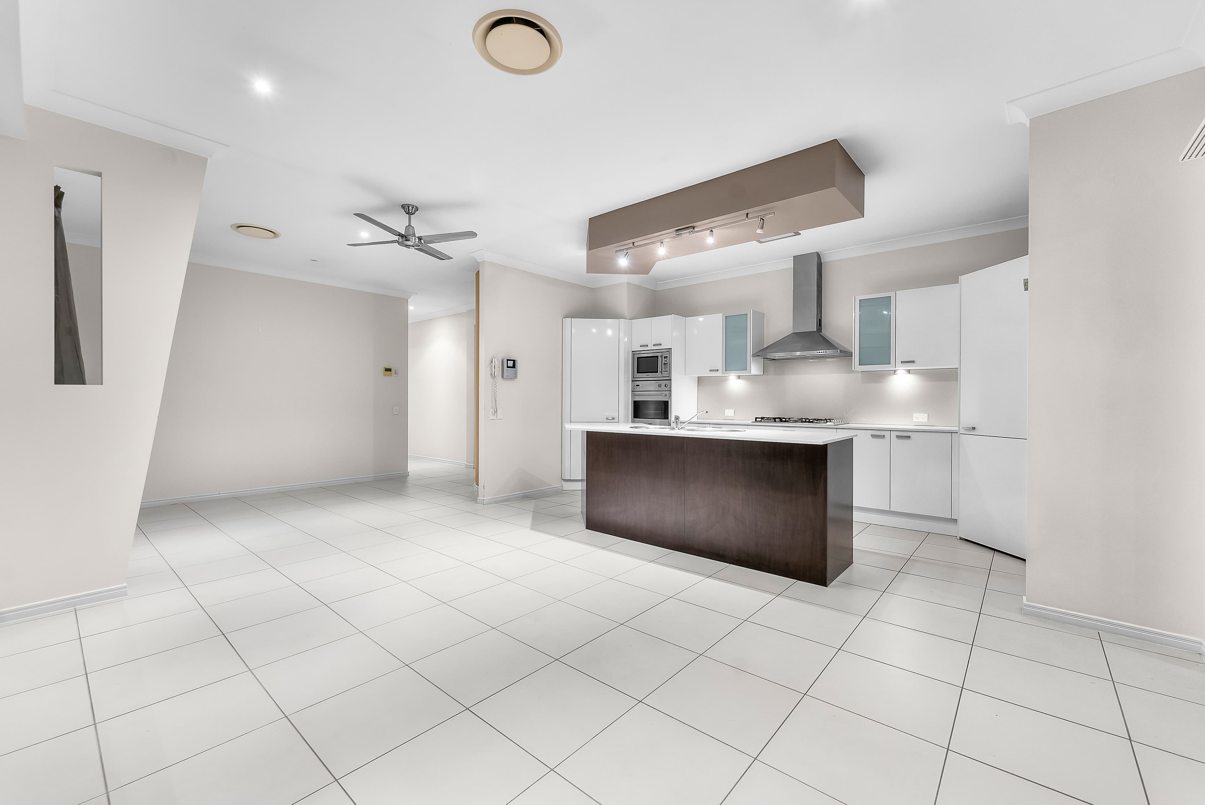 14 Wallaroo Circuit, North Lakes QLD 4509, North Lakes - Thumbnail 4