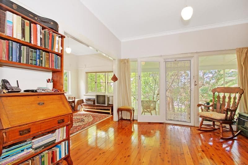 16 Railway Avenue, AUSTINMER NSW 2515, Austinmer - Thumbnail 3