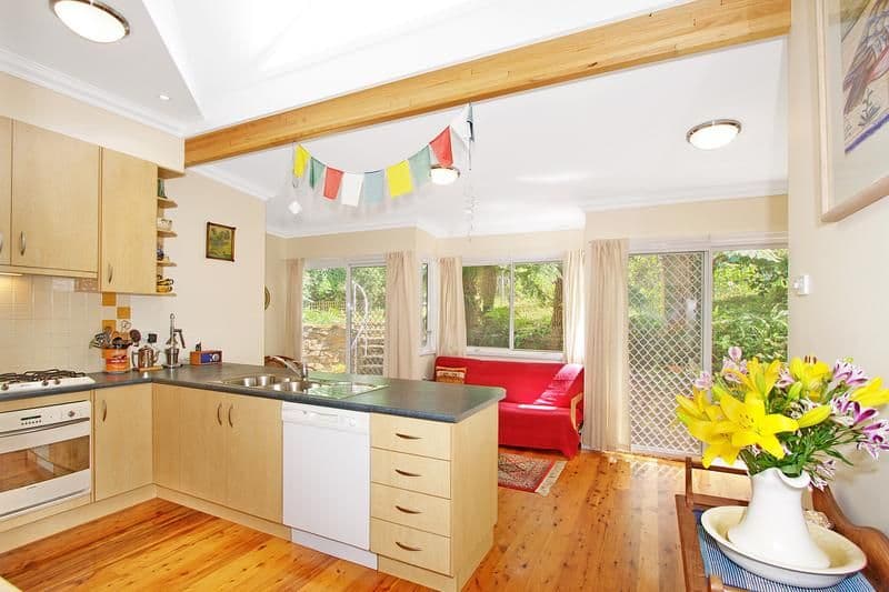 16 Railway Avenue, AUSTINMER NSW 2515, Austinmer - Thumbnail 5