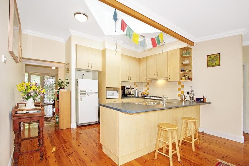 16 Railway Avenue, AUSTINMER NSW 2515, Austinmer - Thumbnail 6