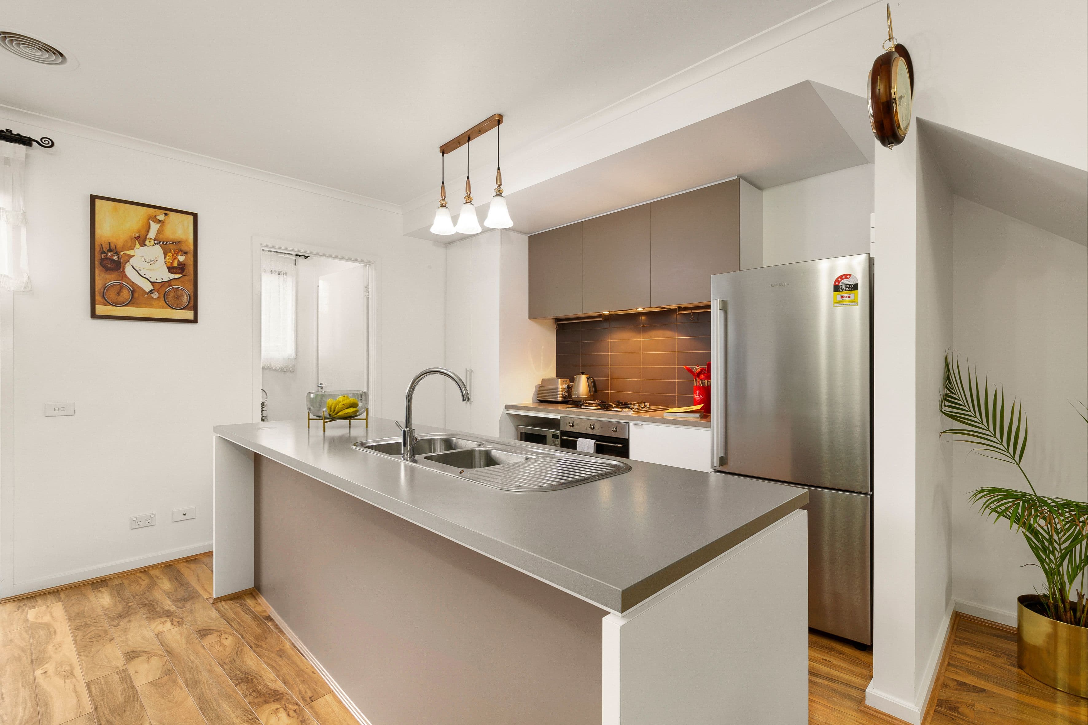 43 Waverley Park Drive, Mulgrave VIC 3170, Mulgrave - Thumbnail 2