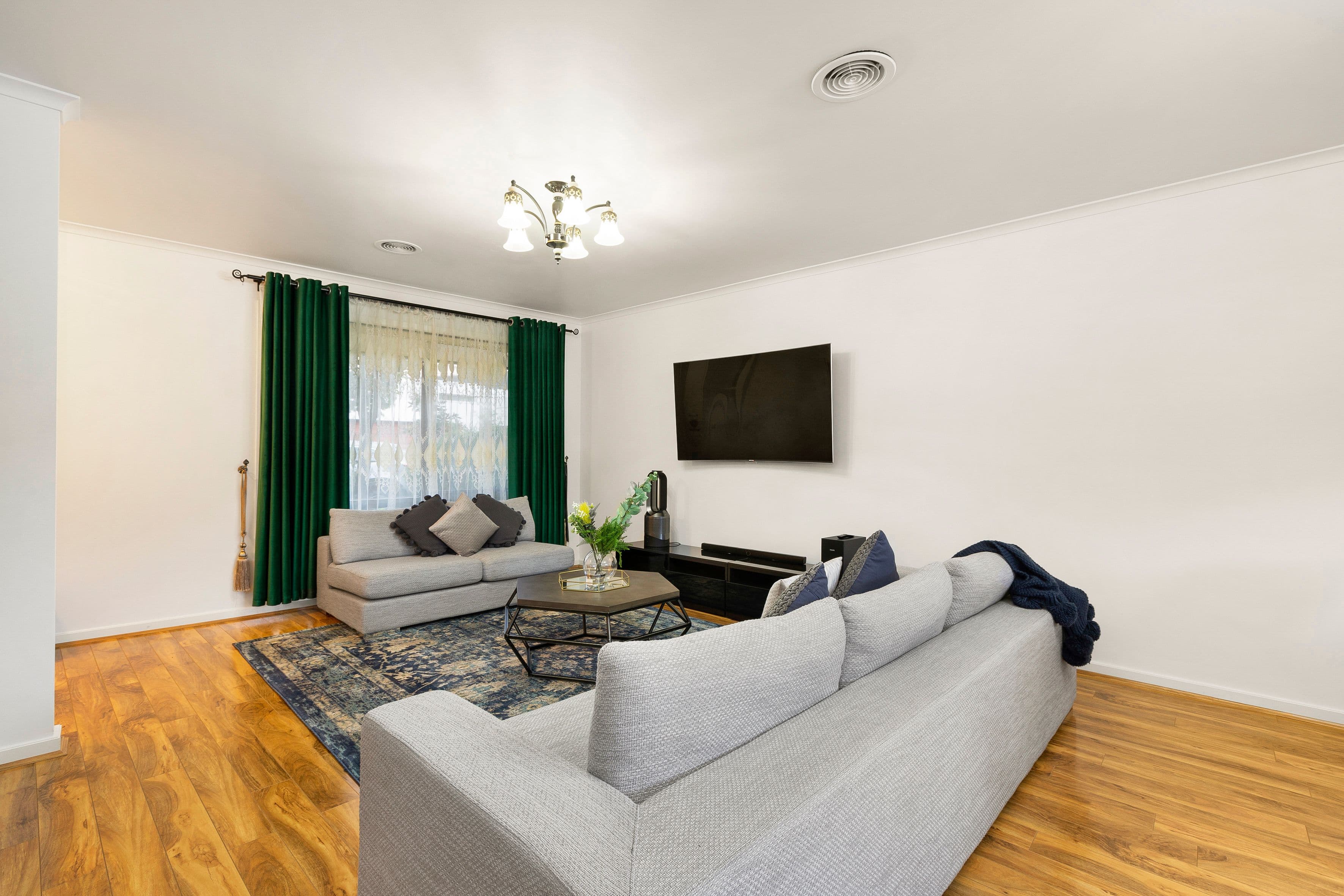 43 Waverley Park Drive, Mulgrave VIC 3170, Mulgrave - Thumbnail 4