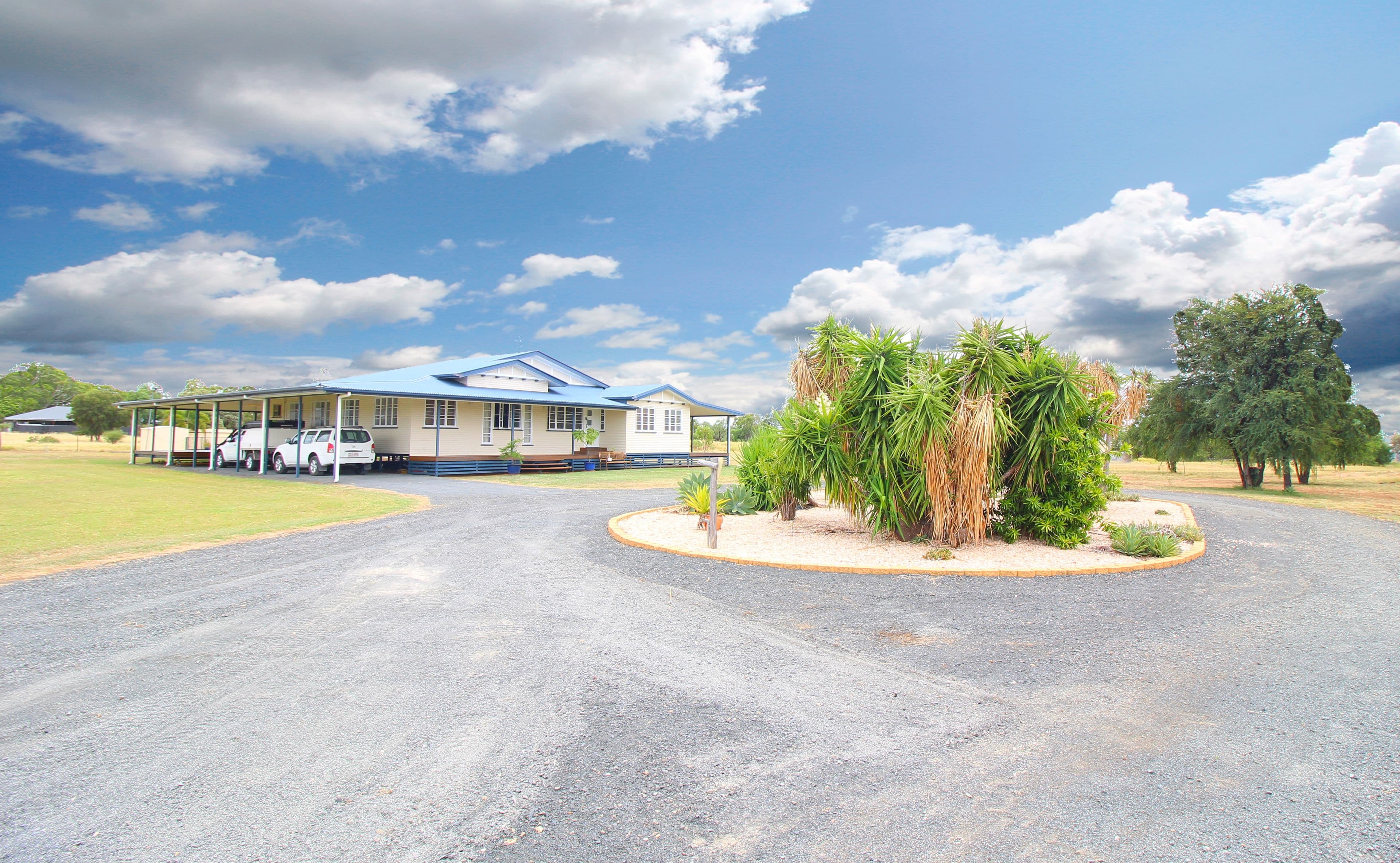 25 Hibernia Road, Capella QLD 4723, Capella - Thumbnail 3