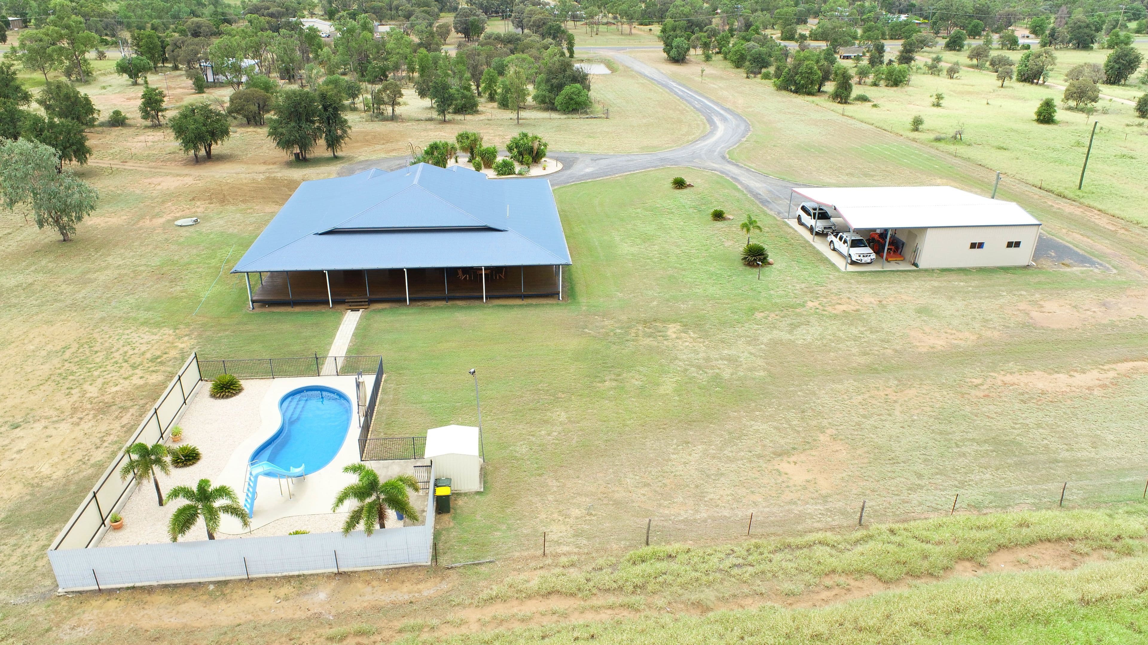 25 Hibernia Road, Capella QLD 4723, Capella - Thumbnail 4