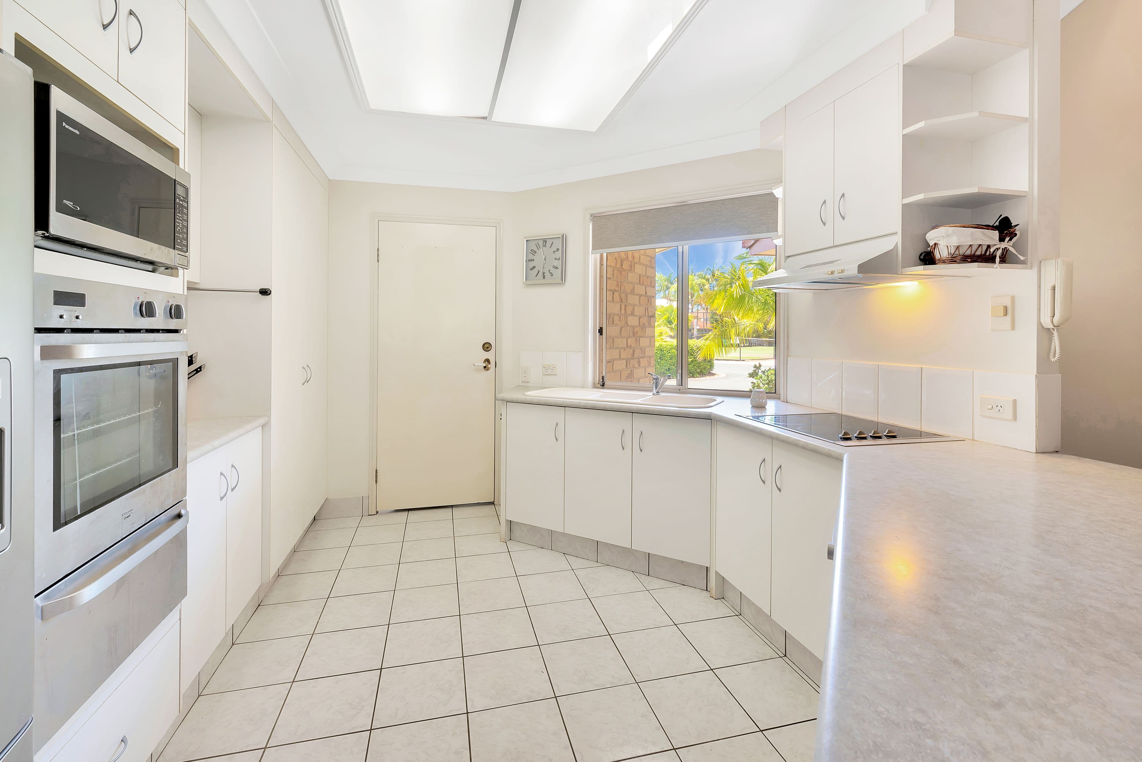 264-268 Oxley Drive, Coombabah QLD 4216, Coombabah - Thumbnail 5