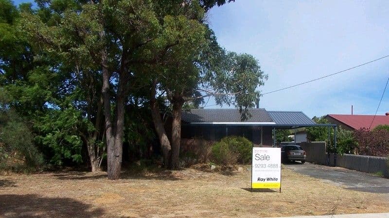 3 Woronora Close, MAIDA VALE WA 6057, Maida Vale - Thumbnail 2