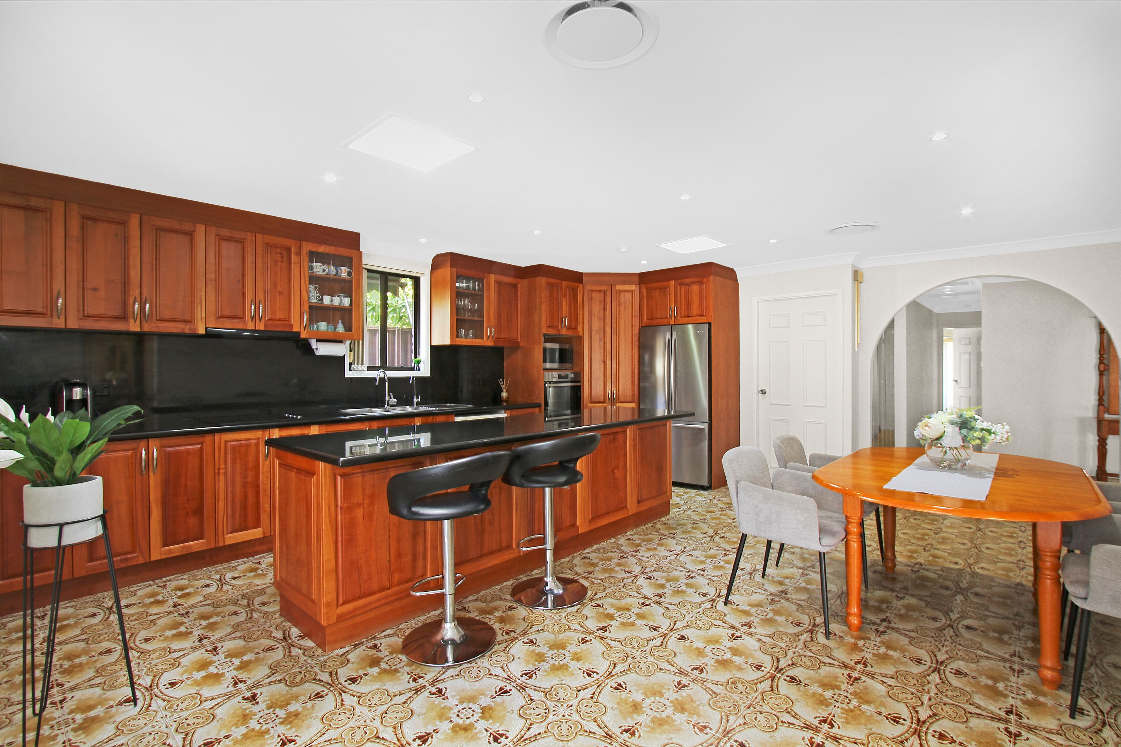 8 Tallowood Crescent, Bossley Park - Thumbnail 3