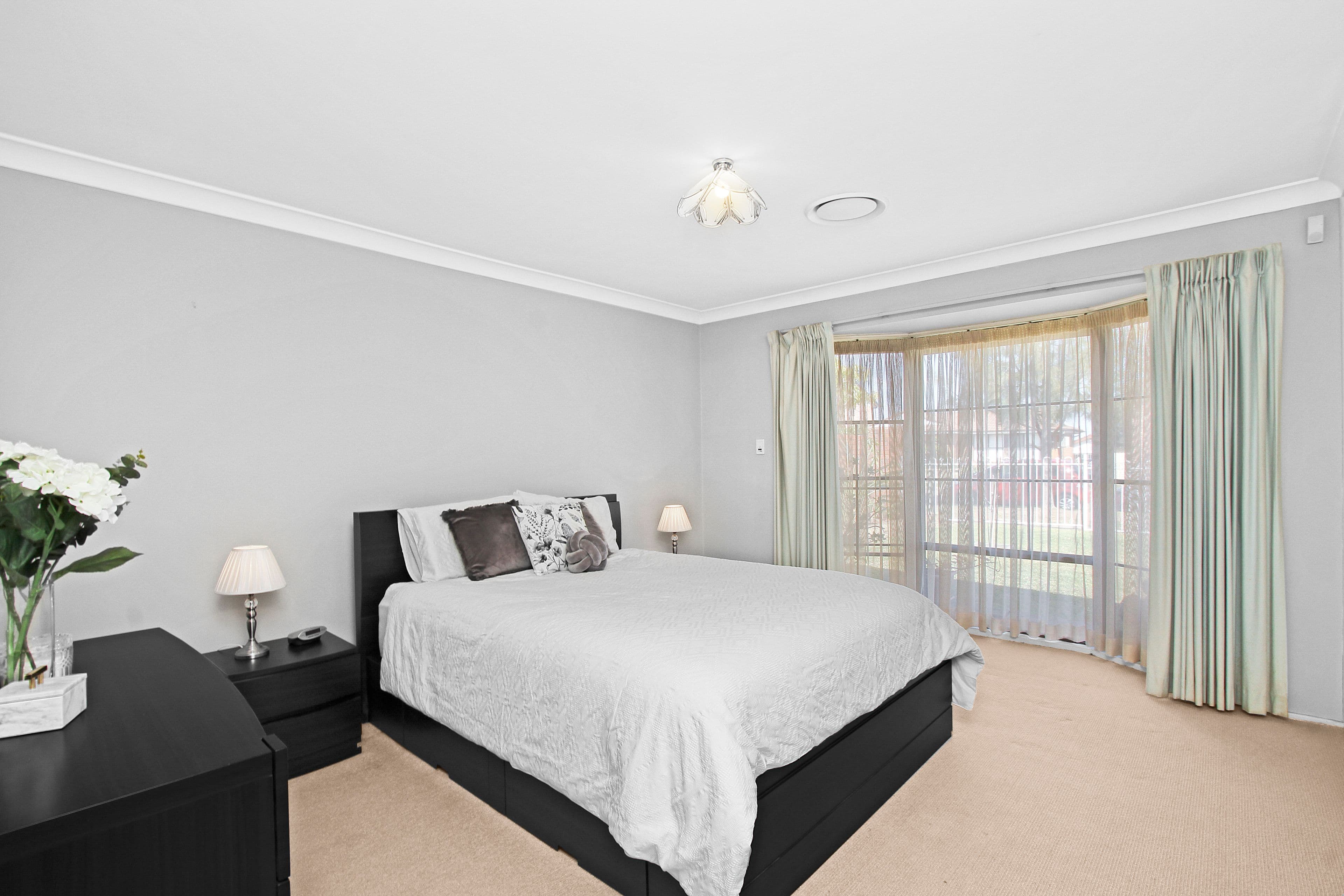 8 Tallowood Crescent, Bossley Park - Thumbnail 4