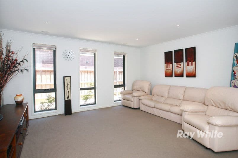 18 Bluemist Circuit, LYNDHURST VIC 3975, Lyndhurst - Thumbnail 4