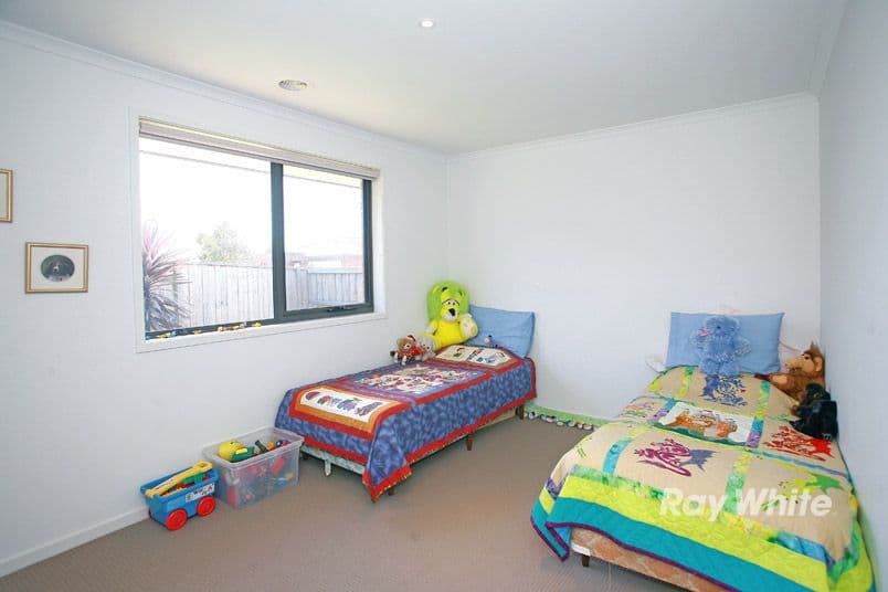 18 Bluemist Circuit, LYNDHURST VIC 3975, Lyndhurst - Thumbnail 5