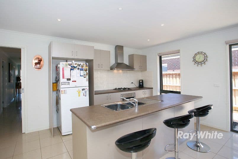18 Bluemist Circuit, LYNDHURST VIC 3975, Lyndhurst - Thumbnail 6