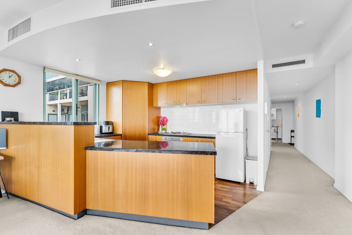 5002 / 2 Sovereign Point, Doncaster VIC 3108, Doncaster - Thumbnail 5