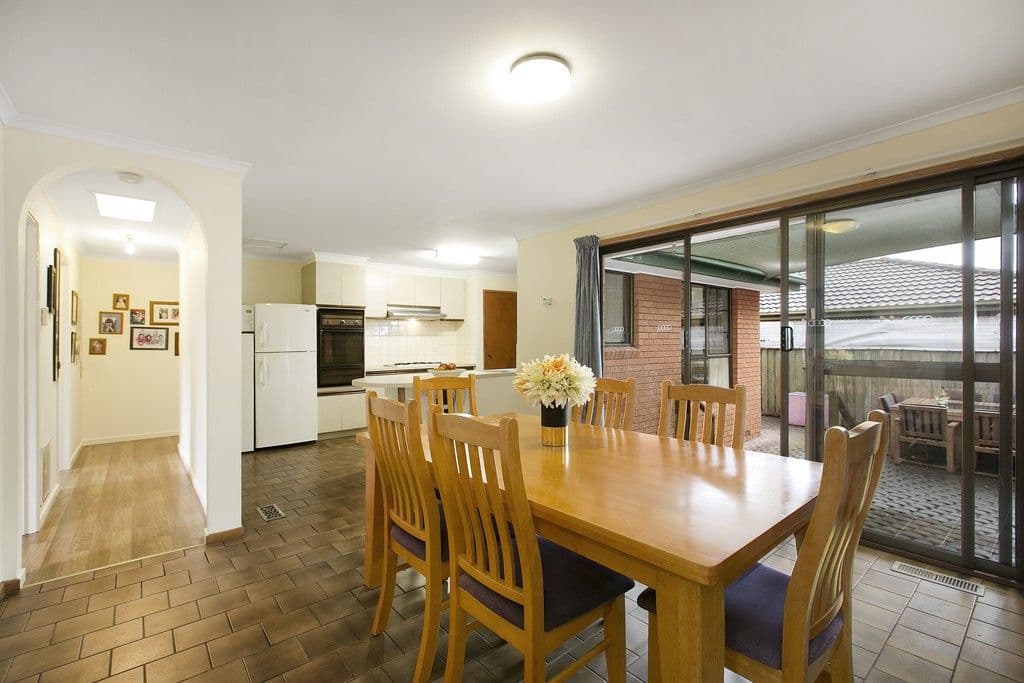 81 Benkel Avenue, Cheltenham VIC 3192, Cheltenham - Thumbnail 5