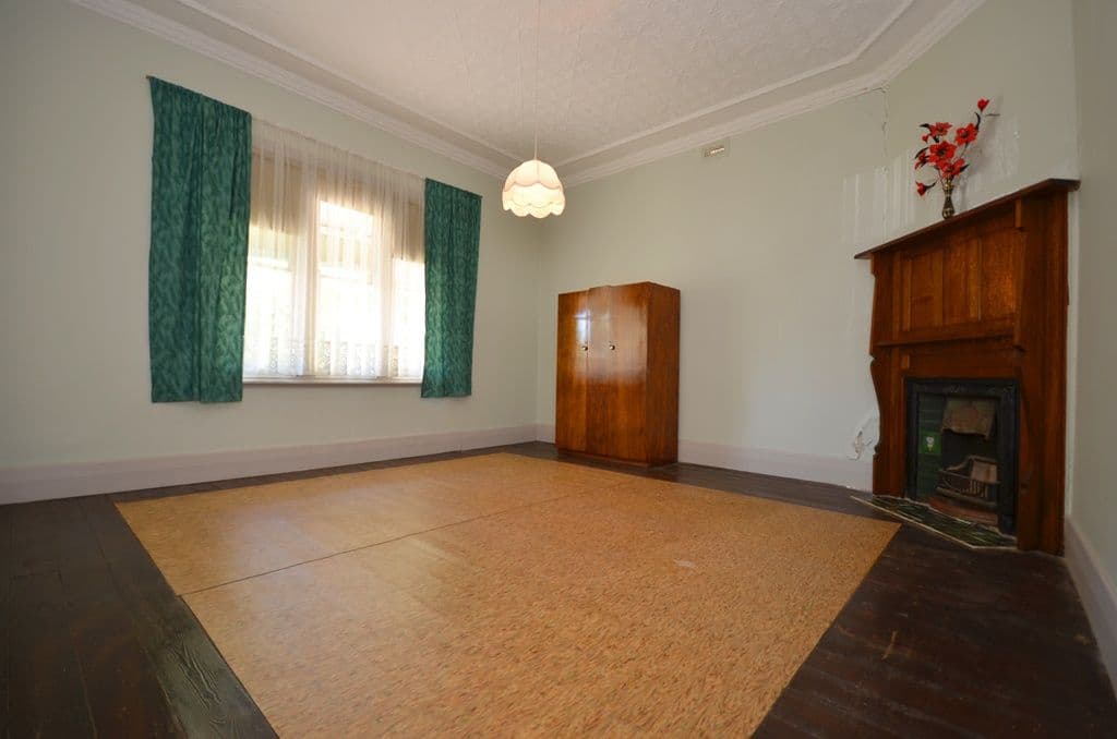 208 Dawson Street South, BALLARAT CENTRAL VIC 3350, Ballarat Central - Thumbnail 6