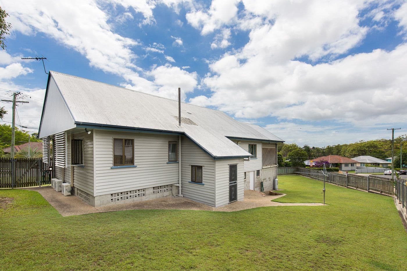 115 D'Arcy Road, Seven Hills QLD 4170, Seven Hills - Thumbnail 3