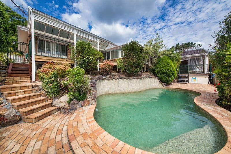 6 Merredin Close, Yarrawarrah - Image 1