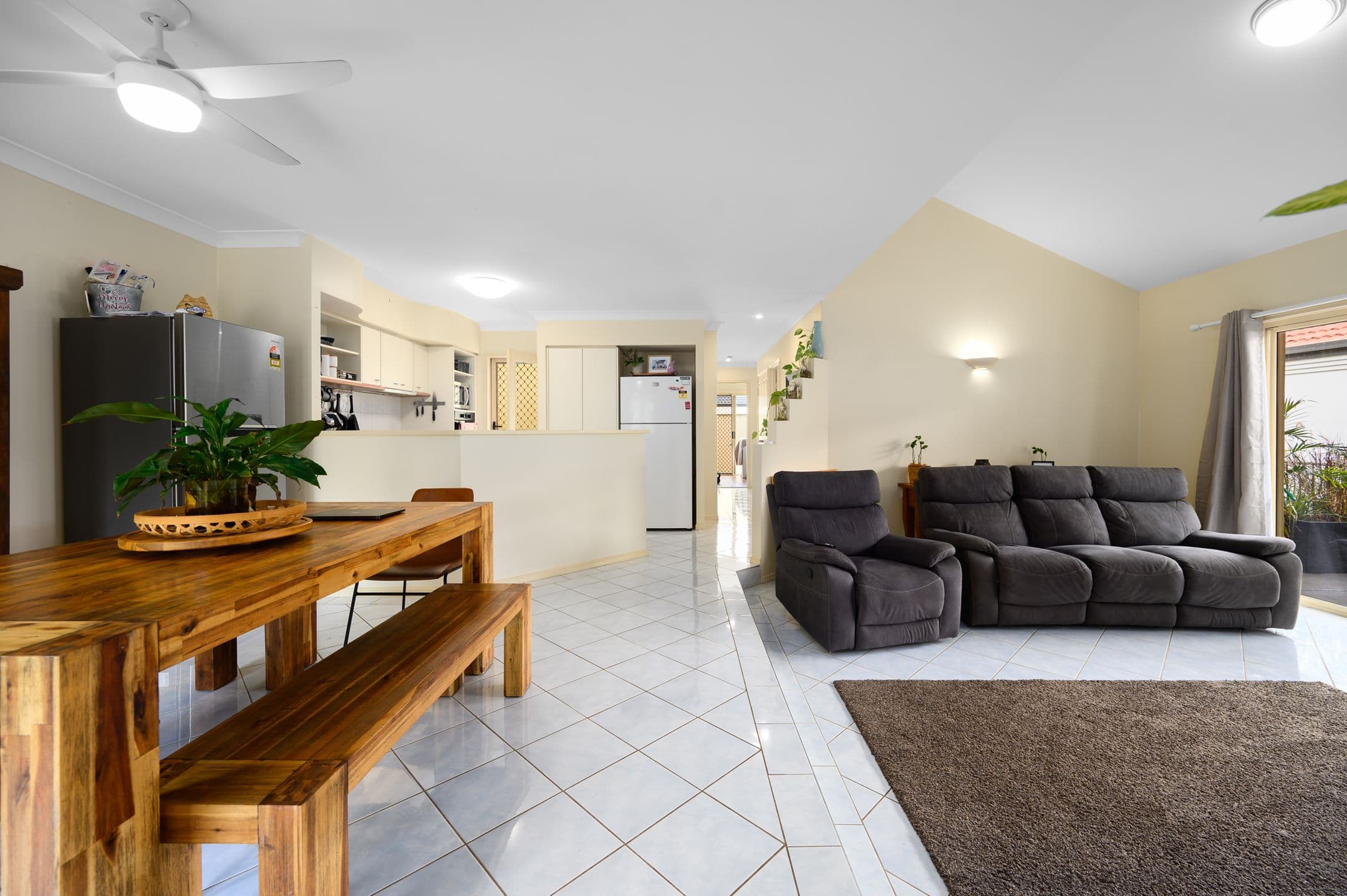 23 Zac Avenue, Coombabah QLD 4216, Coombabah - Thumbnail 2