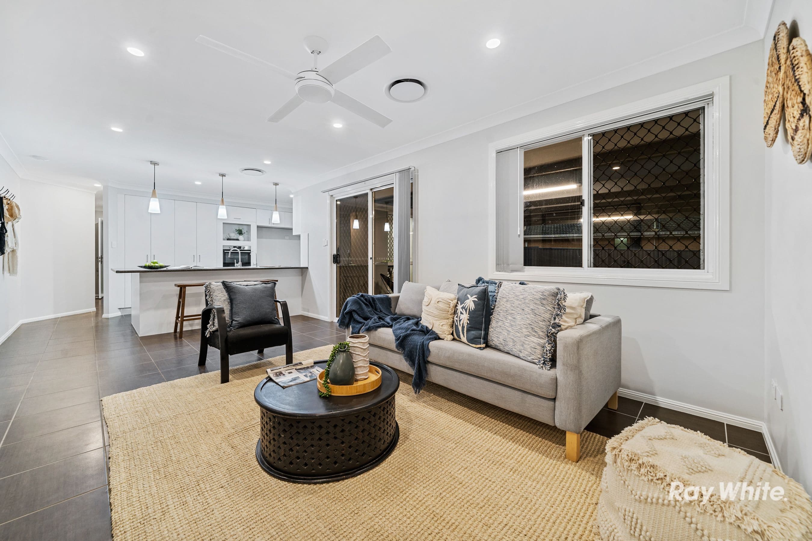42 Colisa Crescent, Regents Park QLD 4118, Regents Park - Thumbnail 4