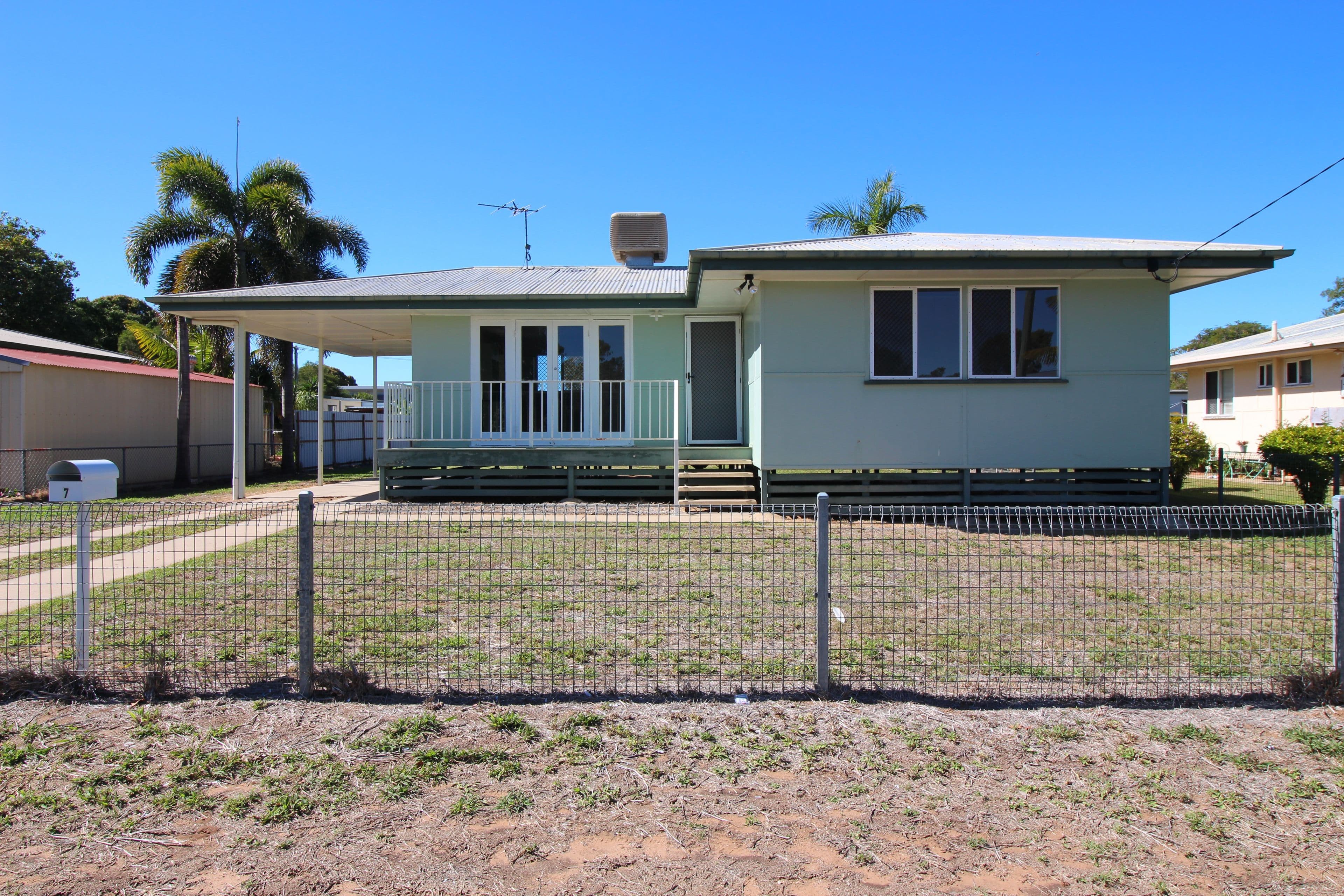 7 Pill Street, Emerald QLD 4720, Emerald - Image 1