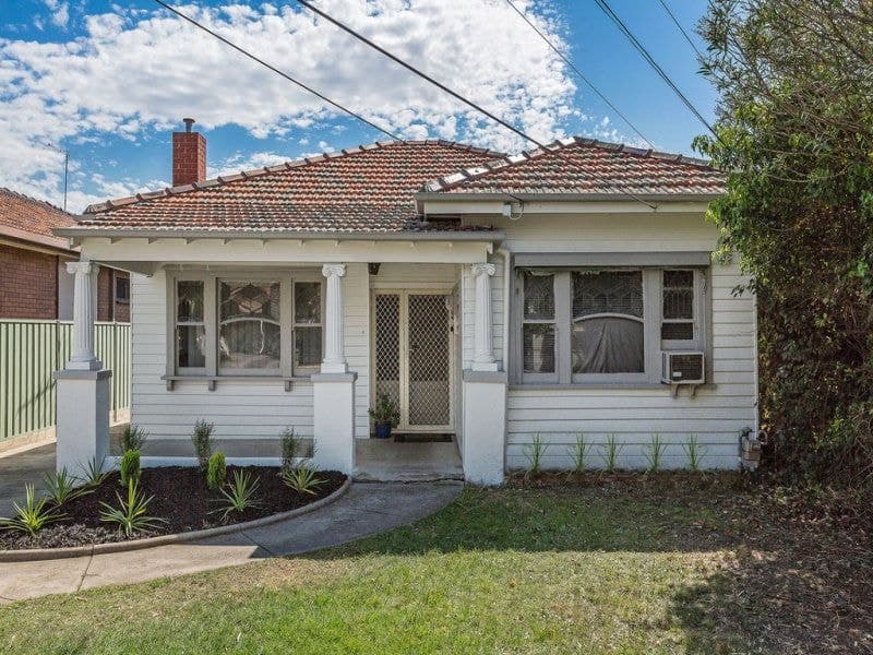 4 Eirene Street, Yarraville - Thumbnail 2