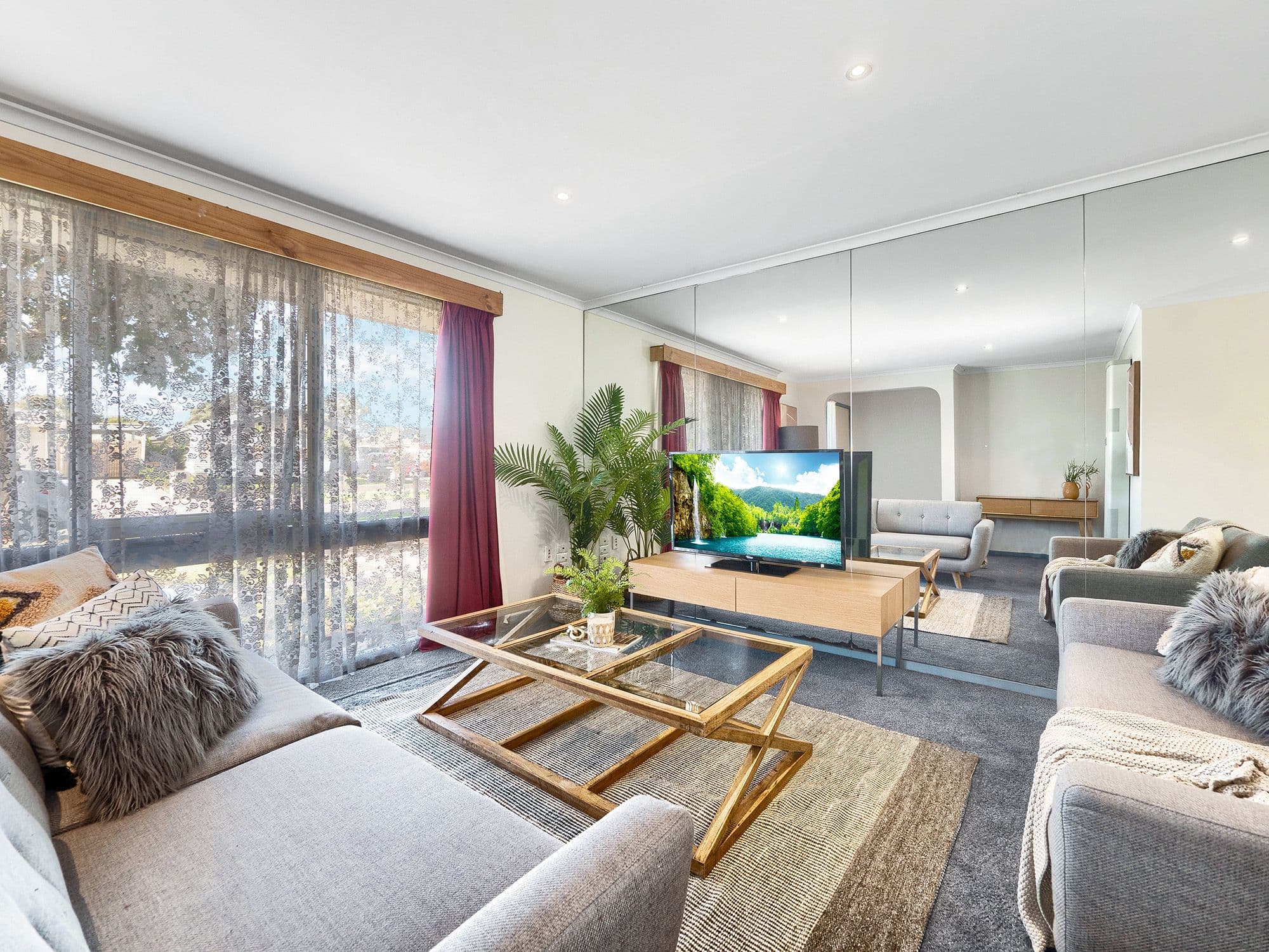 7 Lansell Drive, Cranbourne North VIC 3977, Cranbourne North - Thumbnail 2