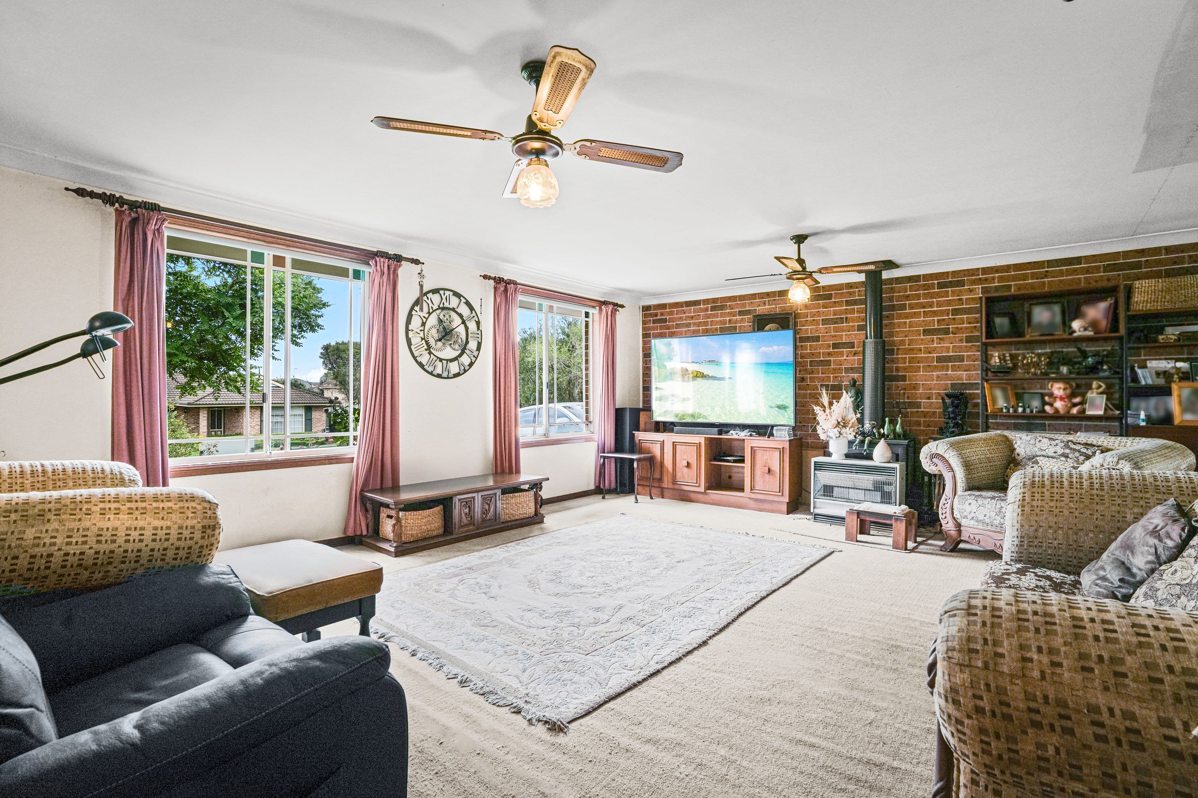 16 Yellow Gum Close, Glenmore Park NSW 2745, Glenmore Park - Thumbnail 2