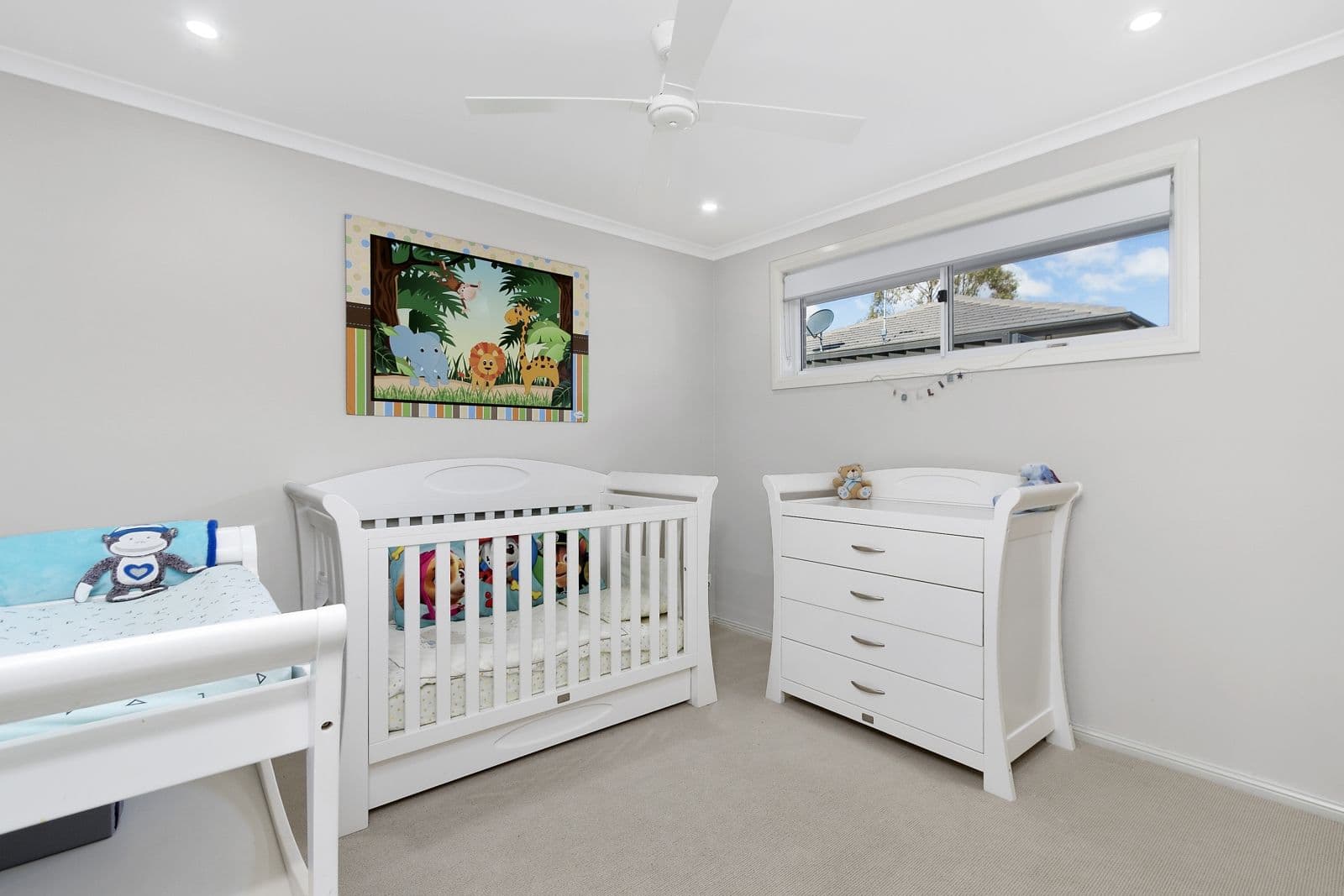 555 Londonderry Road, Londonderry - Thumbnail 8