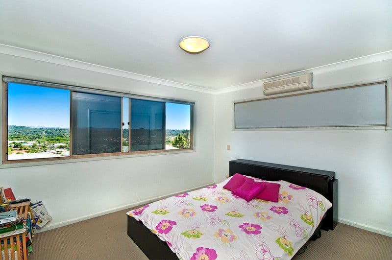 43 Doubleview Drive, ELANORA QLD 4221, Elanora - Thumbnail 2