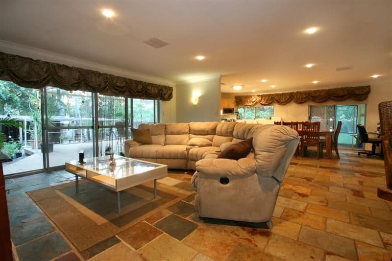 21 Booralie Way, MAIDA VALE WA 6057, Maida Vale - Thumbnail 3
