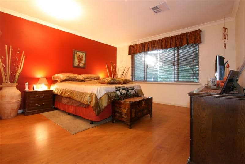 21 Booralie Way, MAIDA VALE WA 6057, Maida Vale - Thumbnail 4