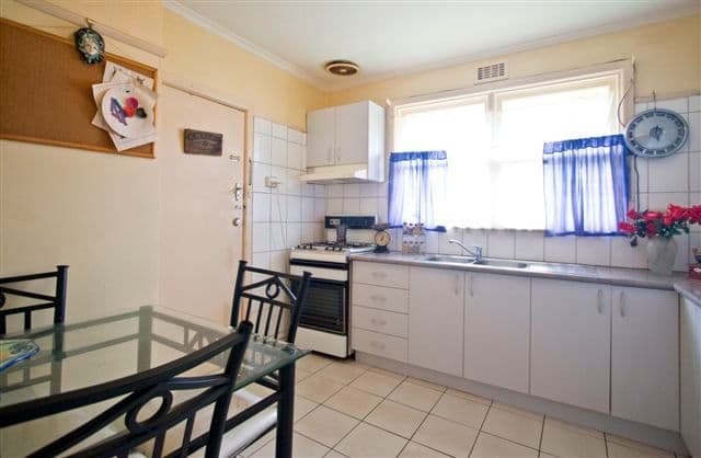 4 Ambon Court, HEIDELBERG WEST VIC 3081, Heidelberg West - Thumbnail 3