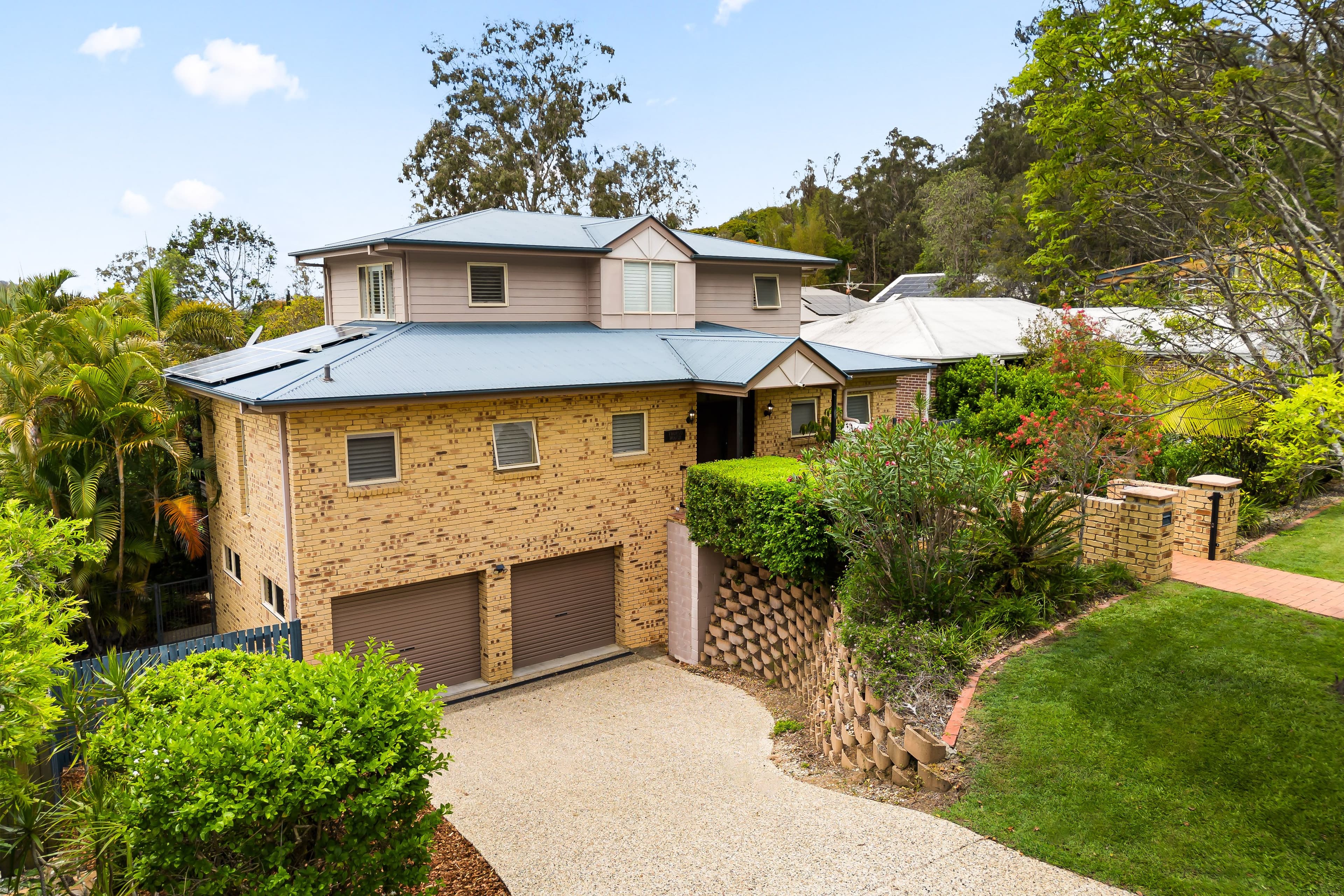 6 Jaspher Street, The Gap QLD 4061, The Gap - Thumbnail 2