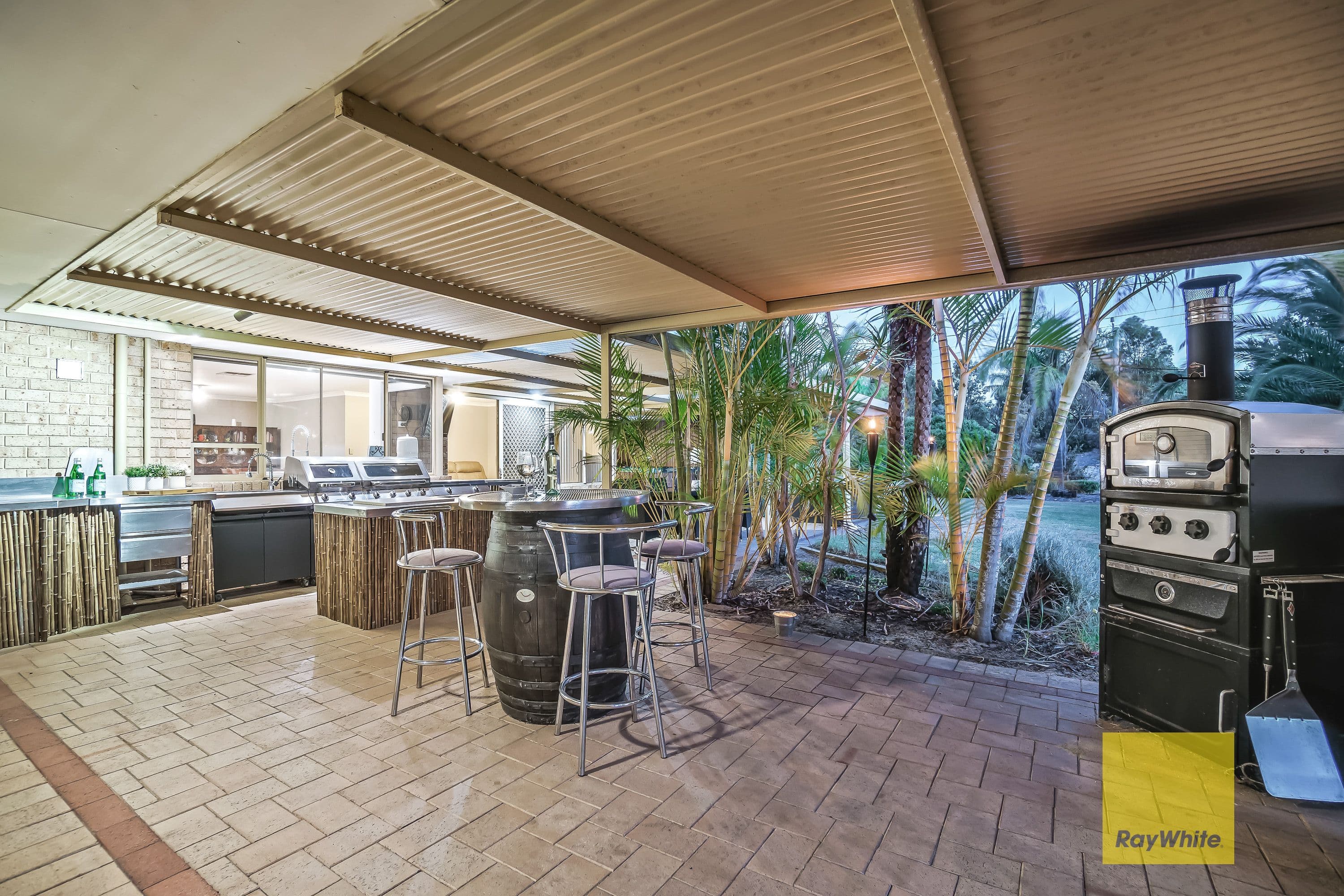 10 Lenzo Court, GNANGARA WA 6077, Gnangara - Thumbnail 4