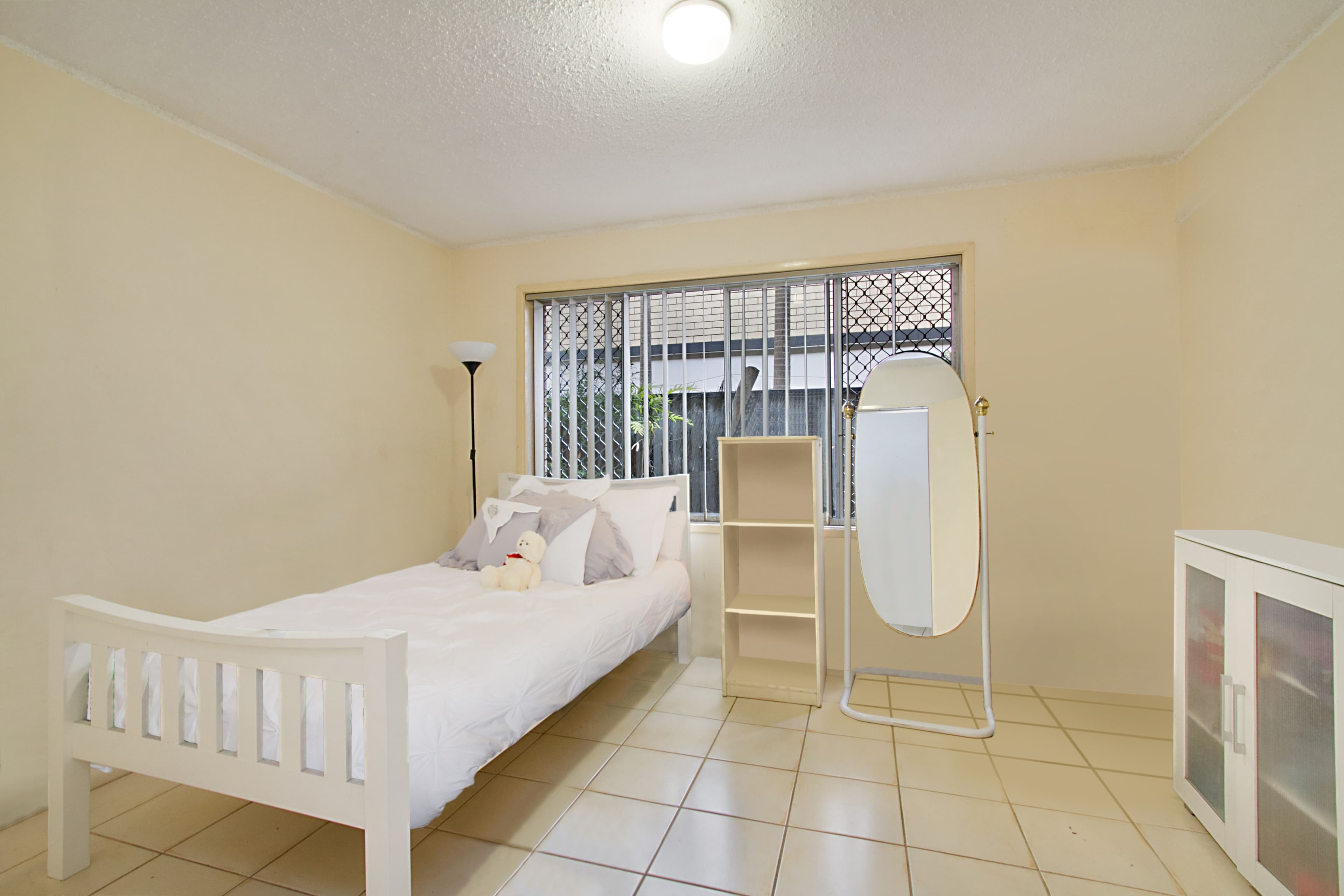 26 Leonard Avenue, Surfers Paradise QLD 4217, Surfers Paradise - Thumbnail 5