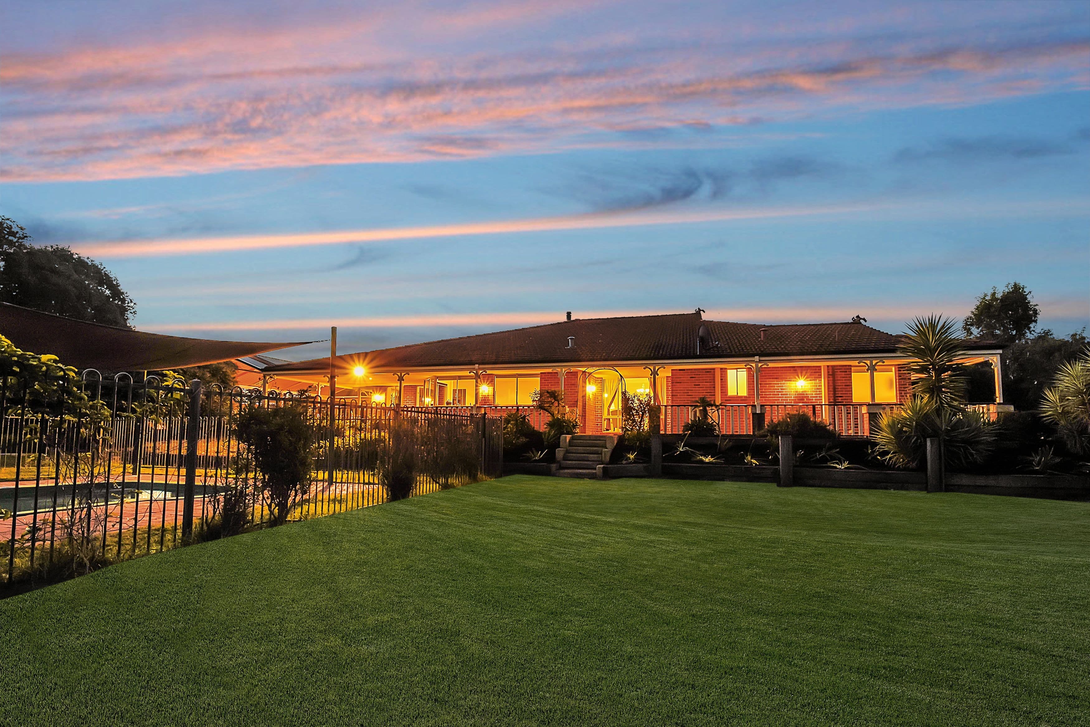 24 Seminara Place, MARIGINIUP WA 6078, Mariginiup - Thumbnail 2
