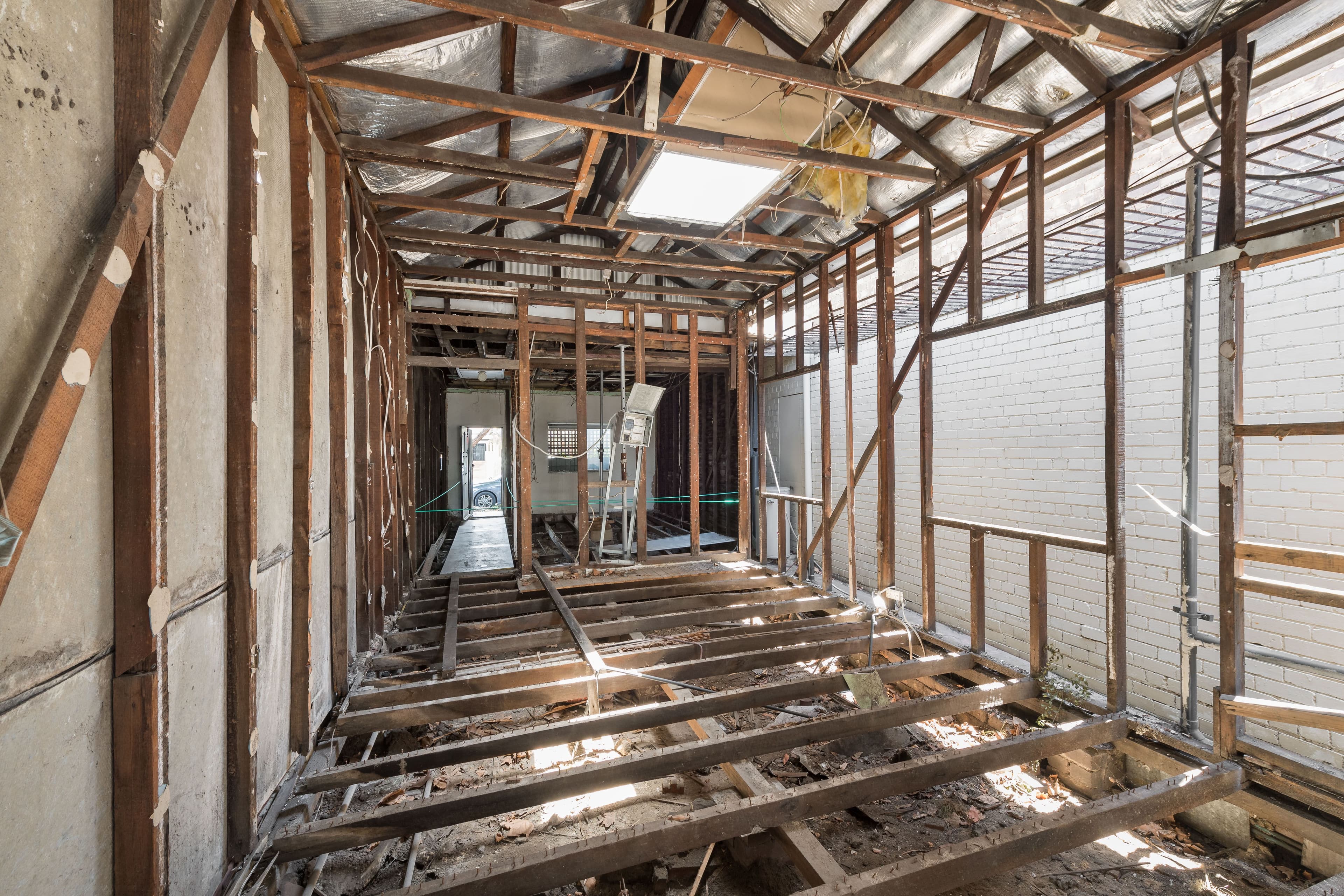 80 Mitchell Road, Alexandria - Image 1