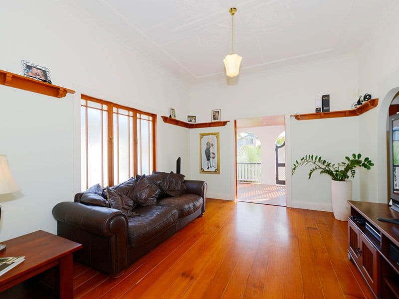 69 Lewis Street, CAMP HILL QLD 4152, Camp Hill - Thumbnail 4