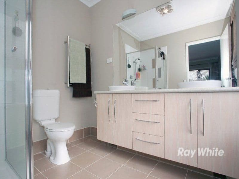 5 Carmody Court, CRANBOURNE VIC 3977, Cranbourne - Thumbnail 7