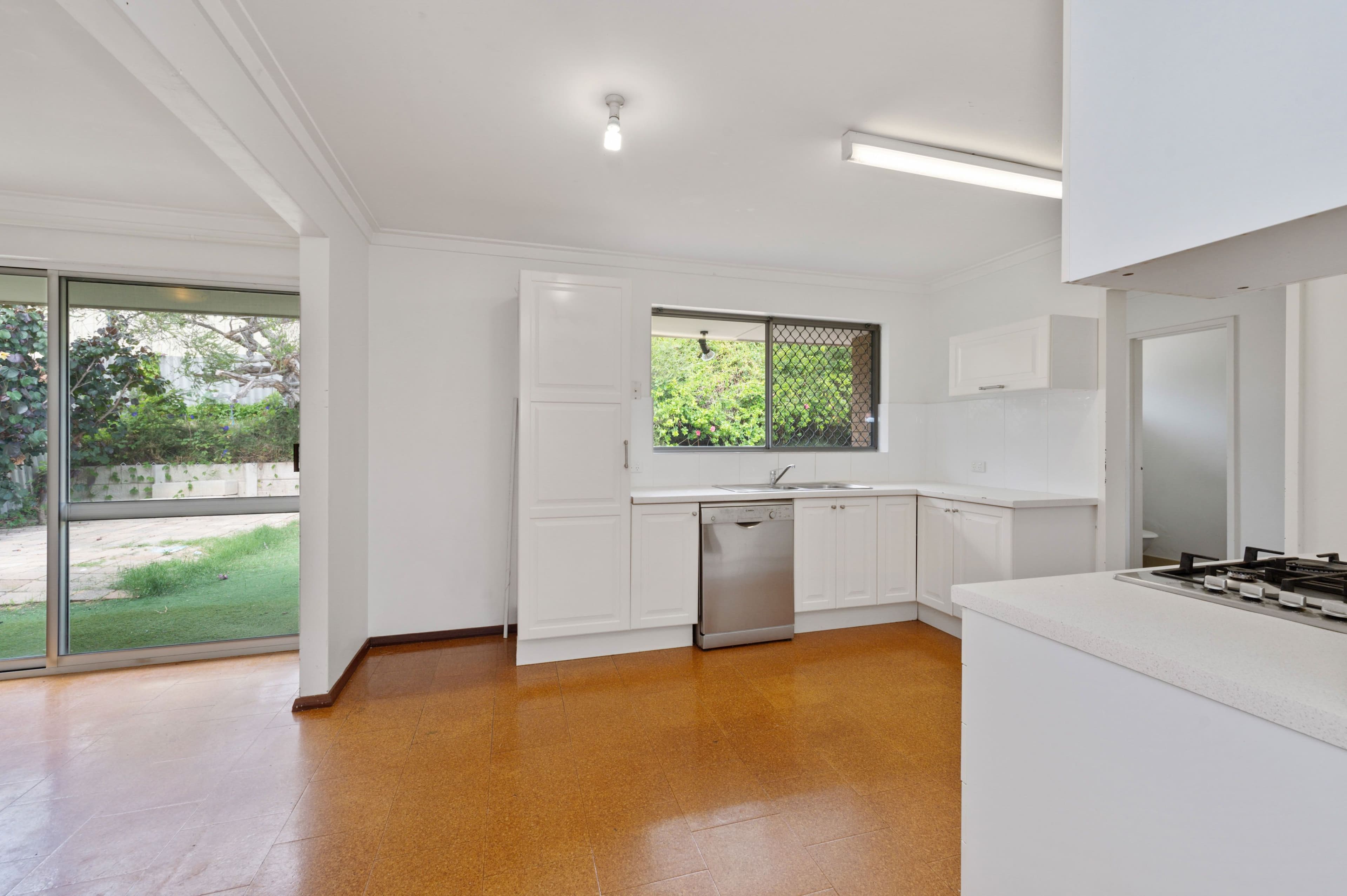 10 Giles Avenue, Padbury WA 6025, Padbury - Thumbnail 8
