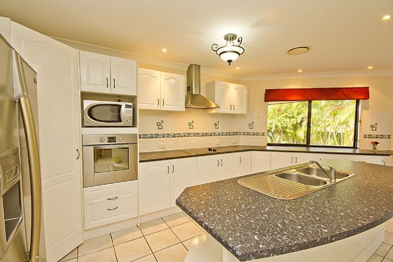 19  Clair Avenue, DECEPTION BAY QLD 4508, Deception Bay - Thumbnail 2