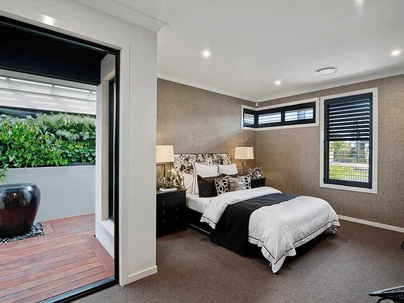 32 Hans Street, Upper Coomera QLD 4209, Upper Coomera - Thumbnail 2