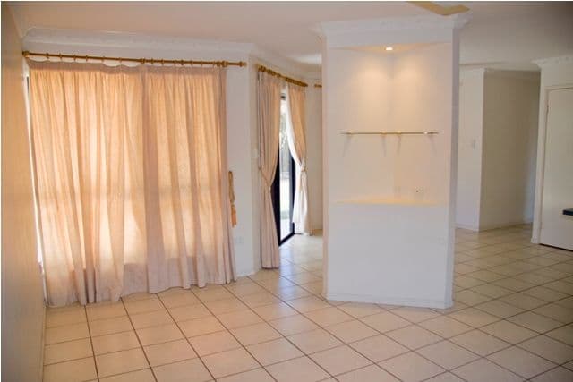7 Black Braes Court, MOUNT LOUISA QLD 4814, Mount Louisa - Thumbnail 2