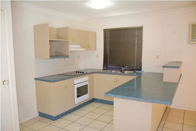 7 Black Braes Court, MOUNT LOUISA QLD 4814, Mount Louisa - Thumbnail 3