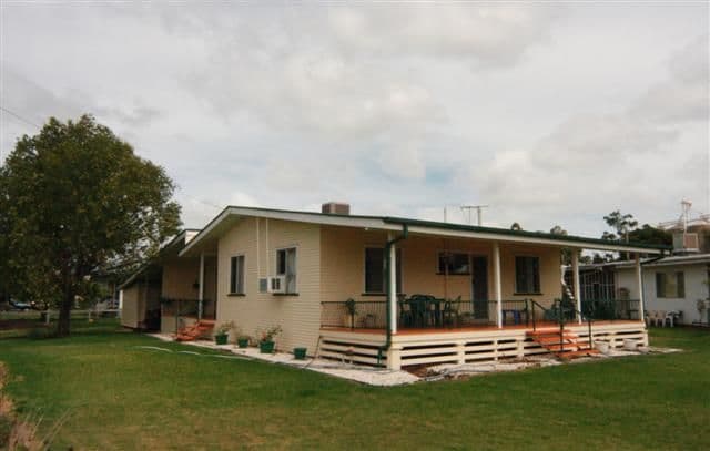 2 Adcock Street, DALBY QLD 4405, Dalby - Thumbnail 2