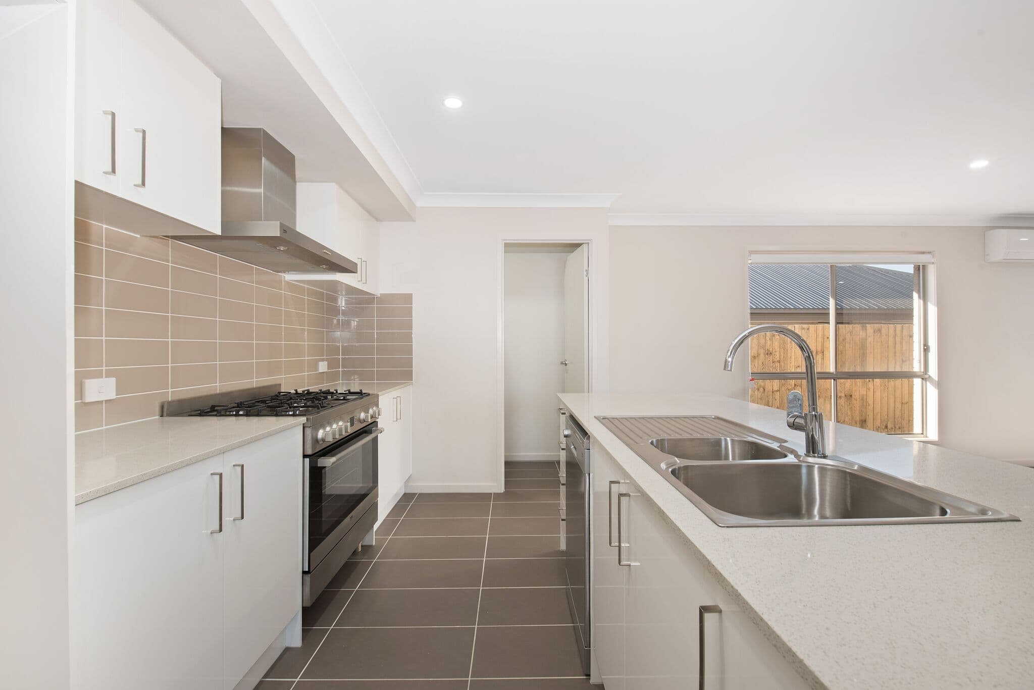 81 Greenhaven Circuit, Narangba QLD 4504, Narangba - Thumbnail 3