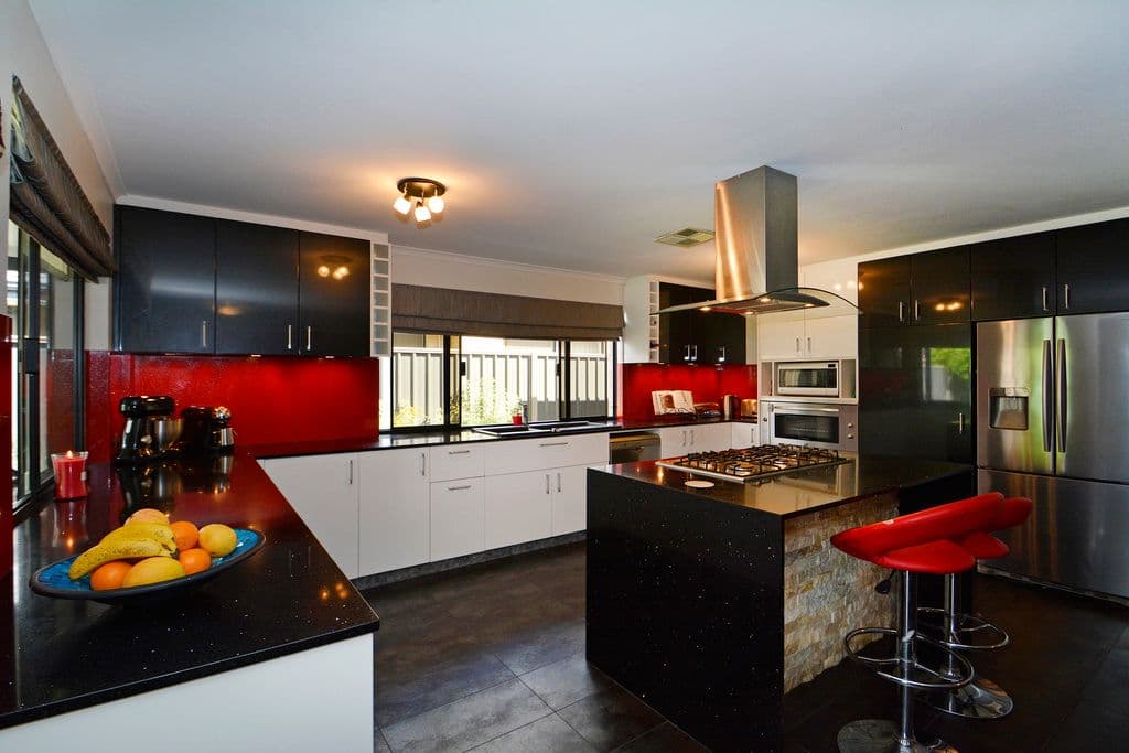 87 Bronzewing Street, Huntingdale WA 6110, Huntingdale - Thumbnail 3