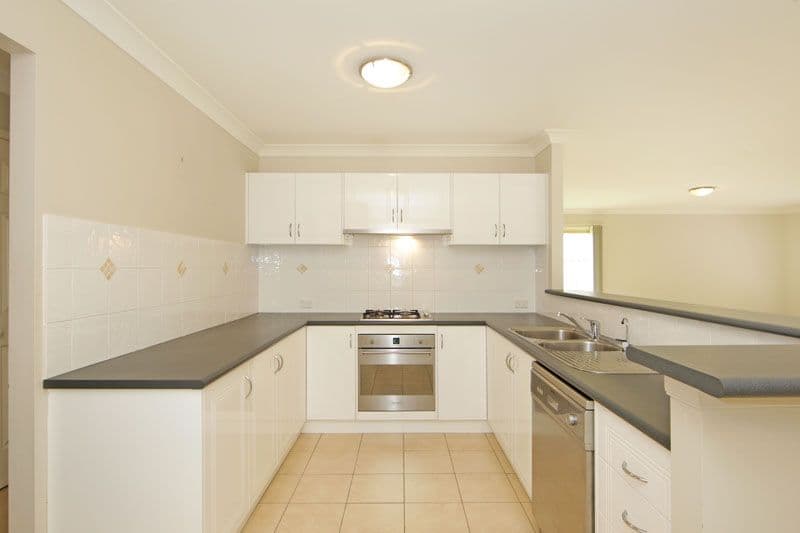33 Waardong Court, Halls Head, WA, 6210, Halls Head - Thumbnail 2