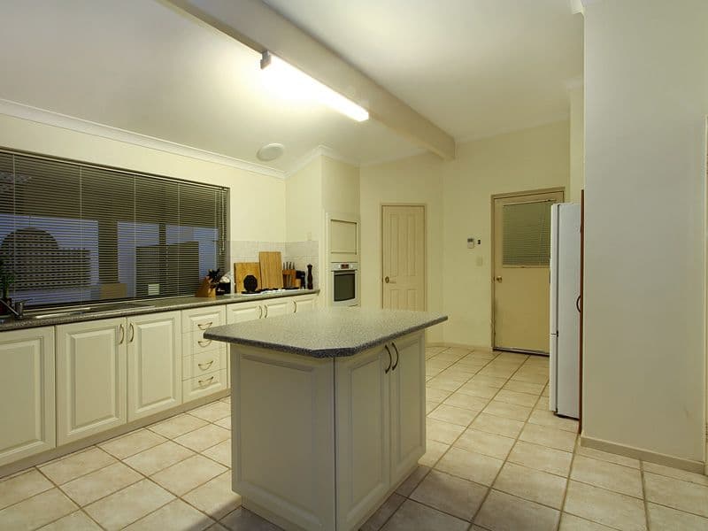 17 Englefield Retreat, LANDSDALE WA 6065, Landsdale - Thumbnail 6